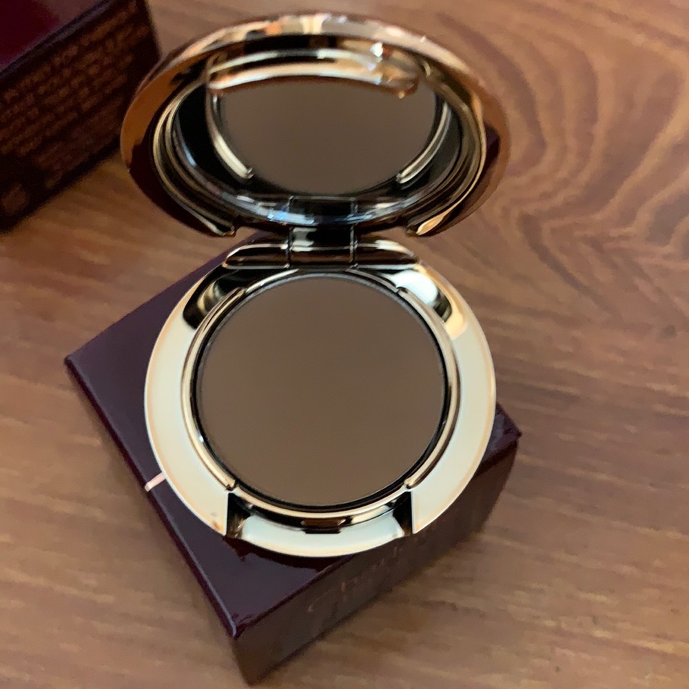 Airbrush flawless powder shade 4